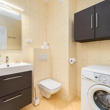 Zadumana 3/5 By Homeprime Warszawa Zewnętrze zdjęcie
