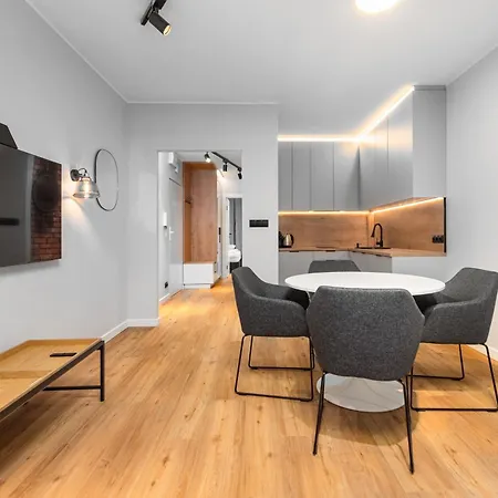 Zadumana 3/5 By Homeprime Warszawa Zewnętrze zdjęcie