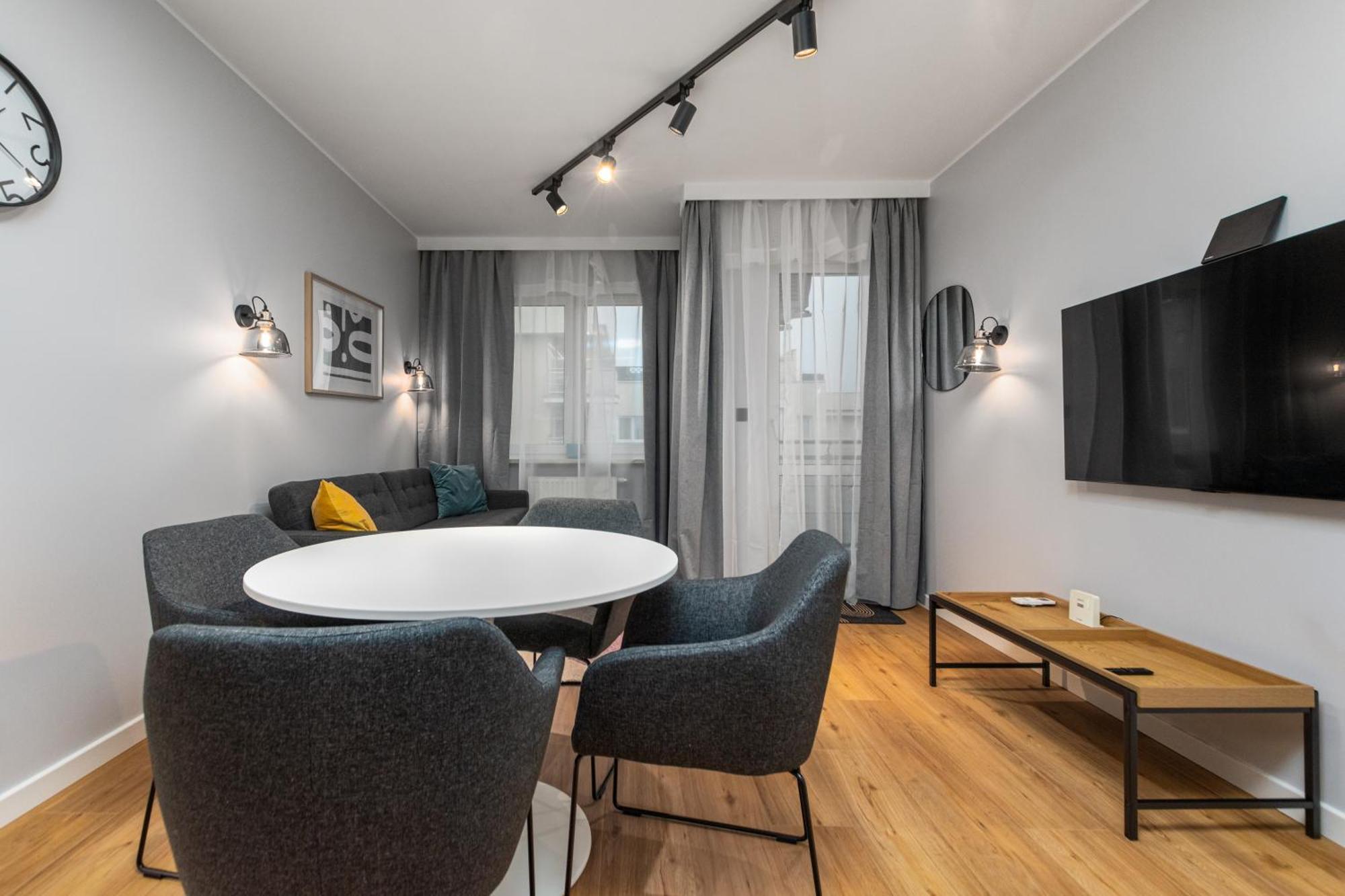 Apartamento Zadumana 3/5 By Homeprime Varsovia